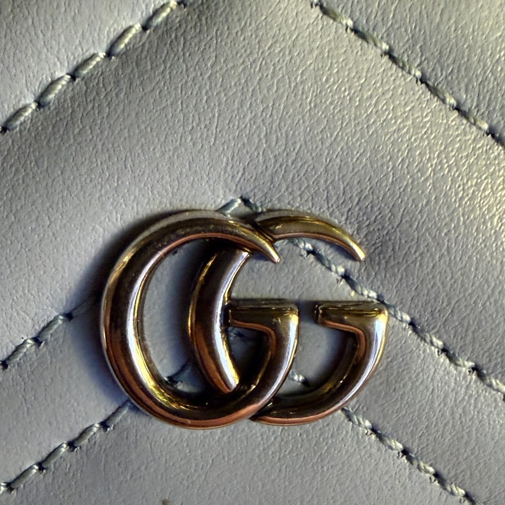 Gucci Baby Blue Leather Card Holder - Picture 6 of 13